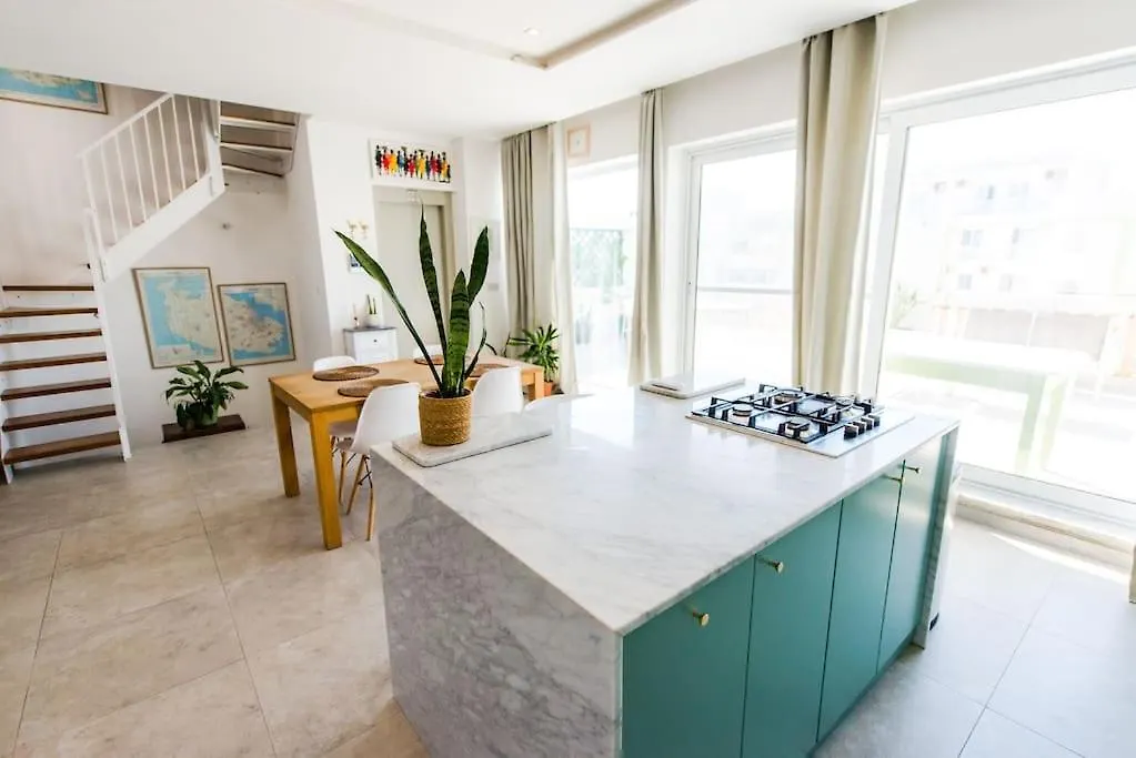 Sunny Swieqi Hideaway Saint Julian's Apartment